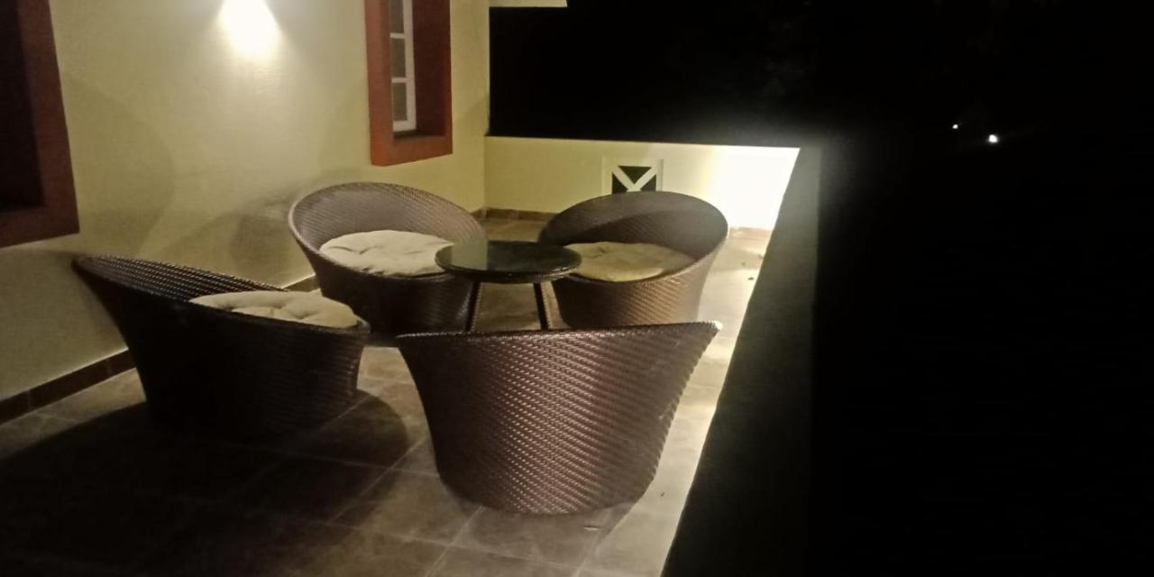 Advani Homestay Hāora Екстериор снимка