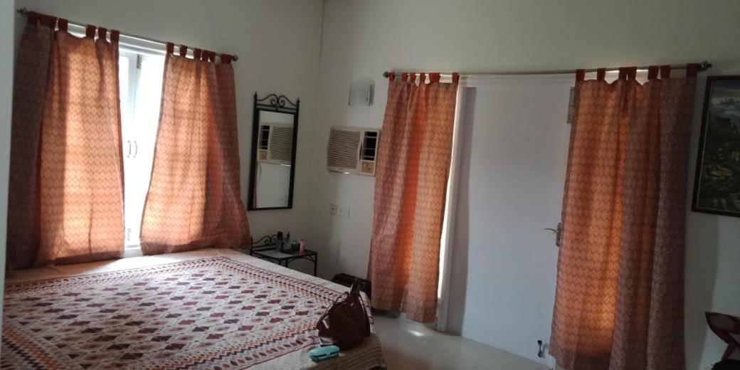 Advani Homestay Hāora Екстериор снимка