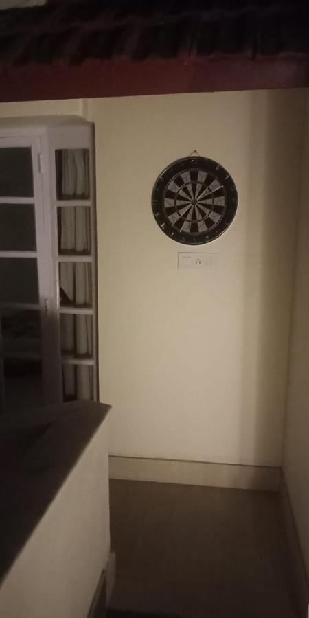 Advani Homestay Hāora Екстериор снимка